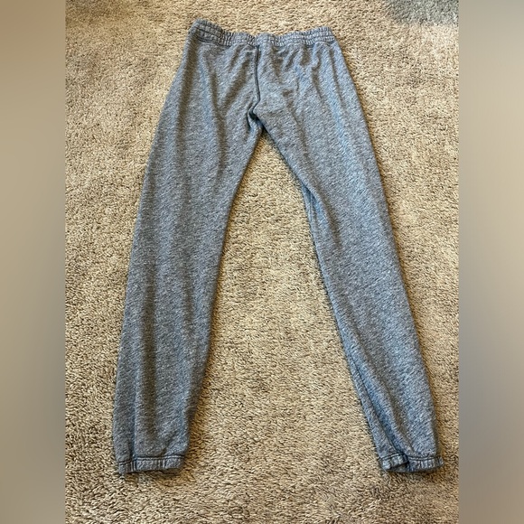Abercrombie & Fitch Gray Sweatpants Joggers - Picture 2 of 4